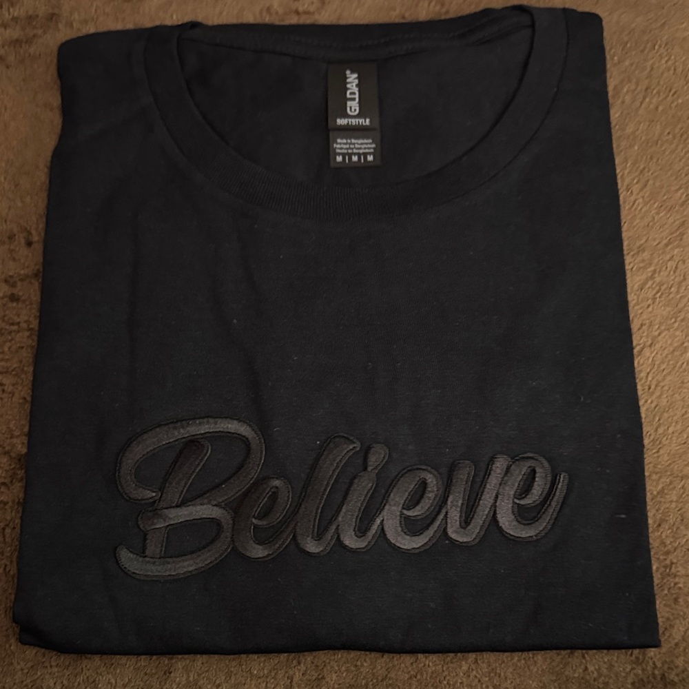 Black 'Believe' Short Sleeve Tee